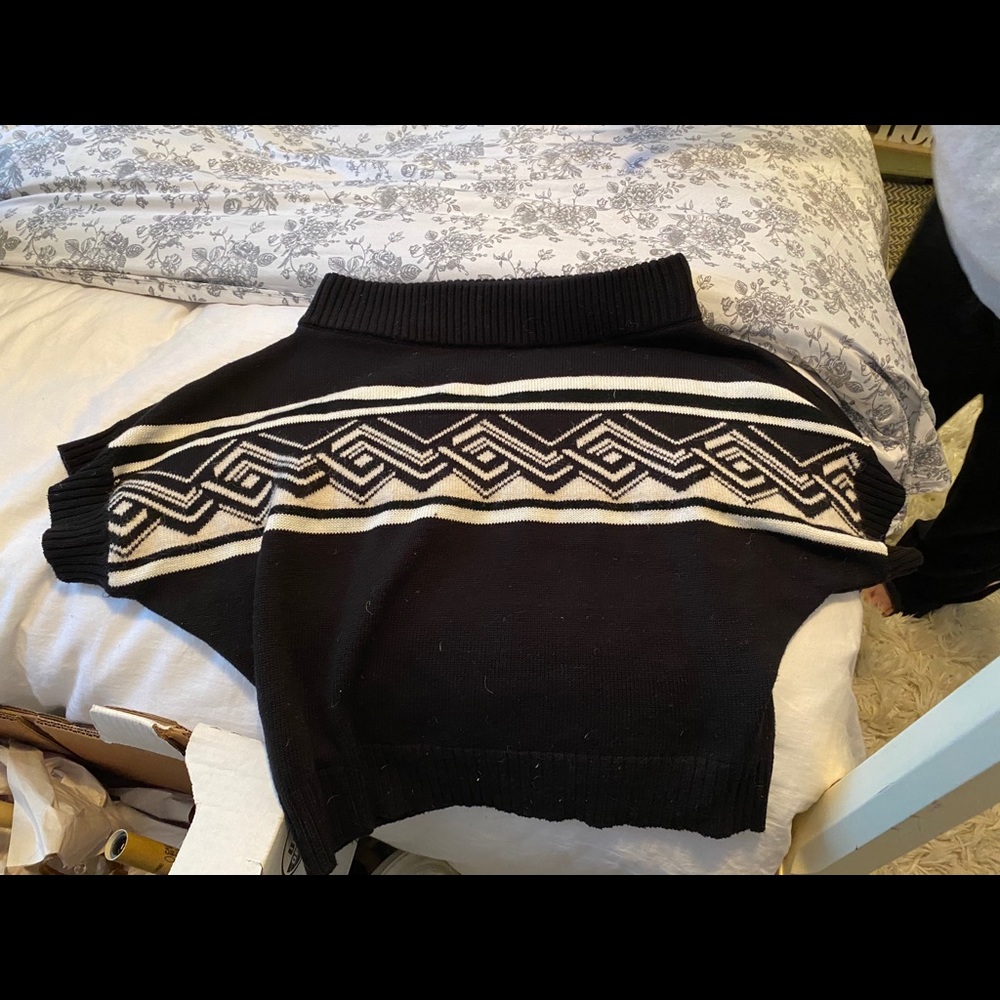 Turtle neck sweater